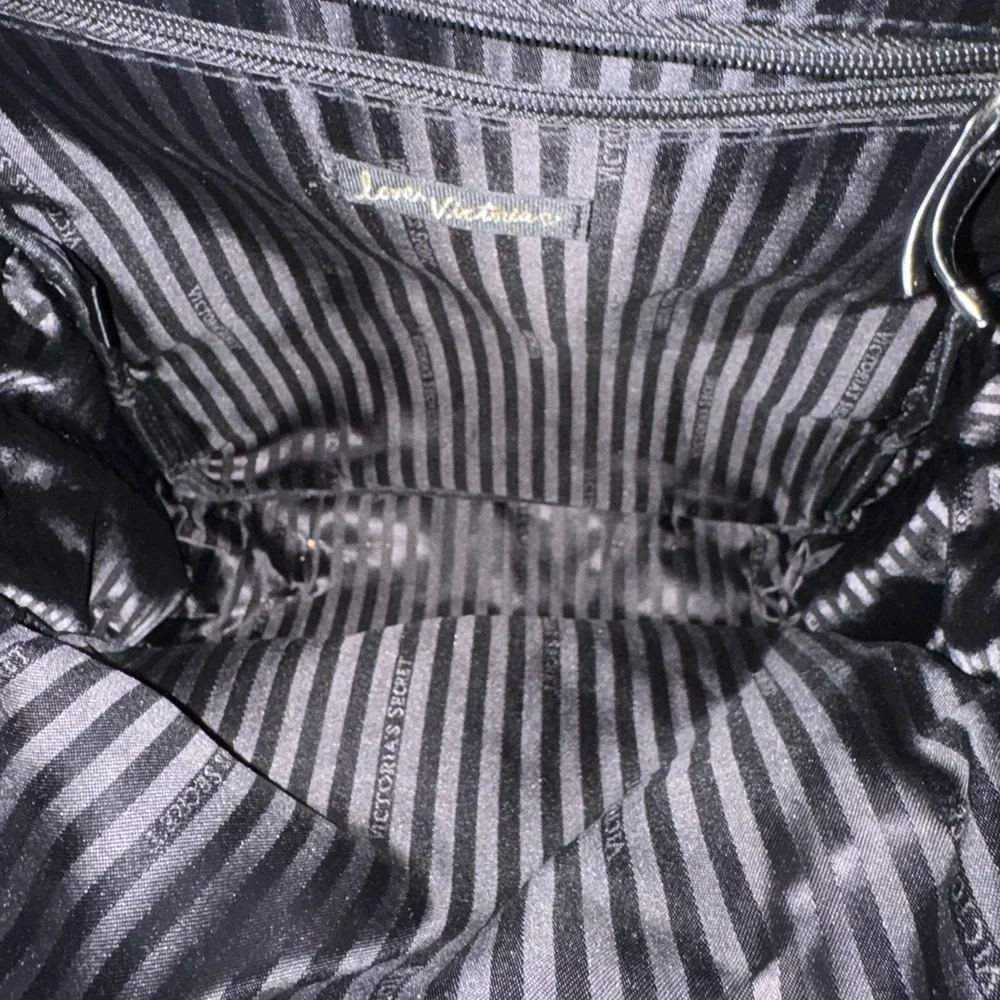 Victoria’s Secret Patch City Backpack with Matching - Picture 5 of 6